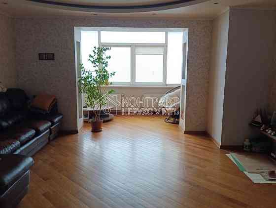 Оренда Квартира 3-кімнатна, 8/10 поверх на вул. Лебединська Харків