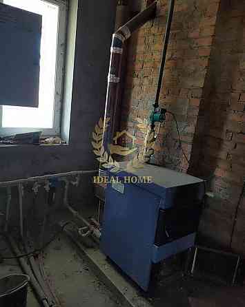 Продаж Будинок 6-кімнатний Kiev