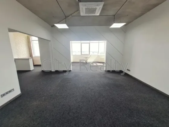 Здається Офісні приміщення площа 201.5 кв.м 24-й поверх Київ Микильсько-Слобідська 1А Київ