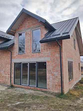 Продаж Будинок 5-кімнатний на вул. Хоткевича Городок