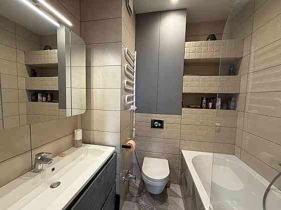 Продаж Квартира 2-кімнатна, 8/25 поверх на Генуэзская ул. Одеса