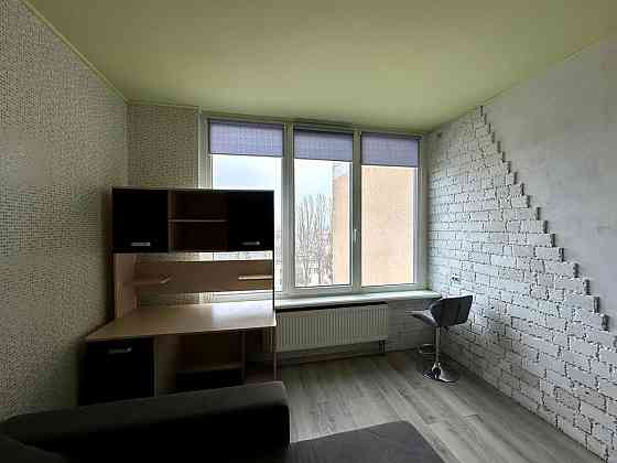 Оренда Квартира 1-кімнатна, 7/9 поверх на Добробутна, 1 Київ