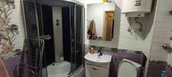 Продаж Квартира 3-кімнатна, 2/9 поверх на Регенераторная, 4 Київ