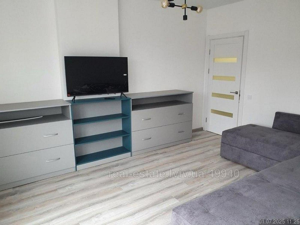 Продаж Квартира 1-кімнатна, 4/10 поверх на вул. Пасічна L'viv - photo 1