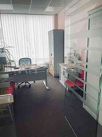 Оренда офісне приміщення на Нововокзальна вул., 2 приміщень - 25, поверх - 2/5 Київ