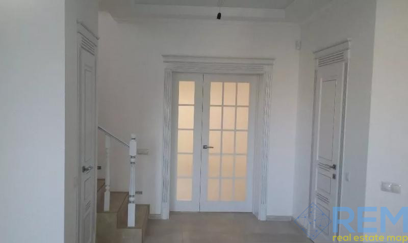 Сдан в аренду на год
Дом с евроремонтом! Одеса - фото 8