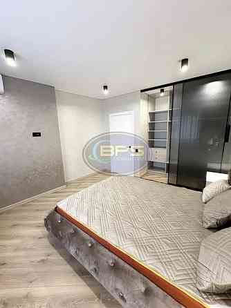 Продаж Квартира 3-кімнатна, 2/25 поверх на вул. Генуезька Одеса