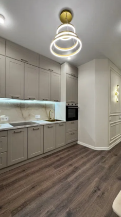 Продам квартиру с ремонтом в ЖК "Золотые столбы" (ул.Н.Боровского) Одеса