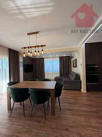 Продаж Будинок на Центральна Минай