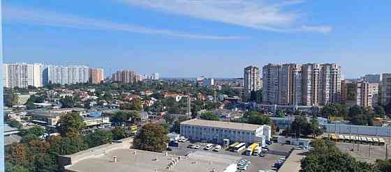 Продаж Квартира 3-кімнатна на ул. Варненская, 29 Одеса