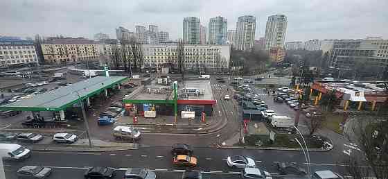 Продаж Квартира 2-кімнатна, 8/9 поверх на Повітряних сил вул., д. 52 Київ