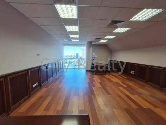 Здається Офісні приміщення площа 170 кв.м 10-й поверх Київ Провулок Хрестовий 2 Київ