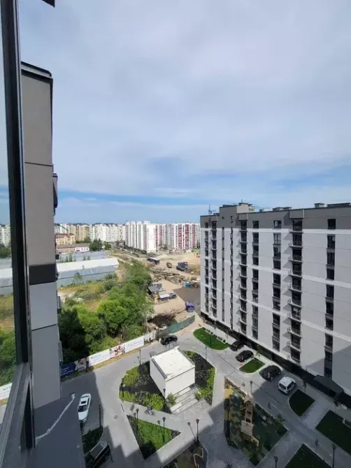 Продаж Квартира 1-кімнатна, 10/10 поверх на вул. Крихівці / Виноградна Івано-Франківськ - фото 1