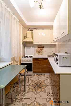 Оренда Квартира 1-кімнатна, 4/9 поверх на Берестейський проспект, 12 Київ