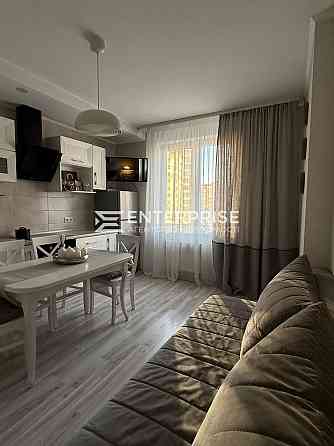 Продаж Квартира 1-кімнатна, 7/16 поверх на вул. Черновола Kiev