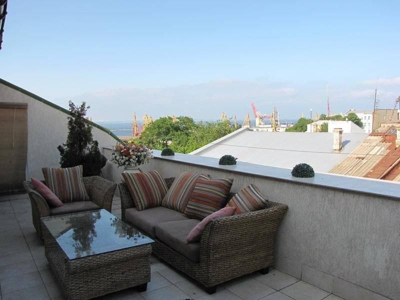 Квартира на Дерибасовской  с террасой и видом на Одесский залив Odessa - photo 1