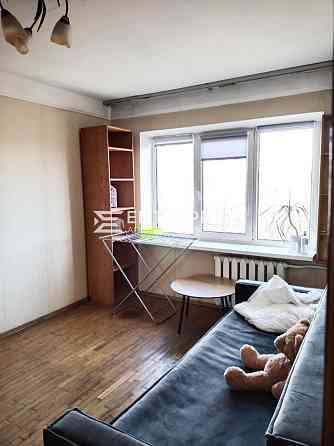 Продаж Квартира 2-кімнатна, 5/5 поверх на вул. Івана Котляревського Kiev