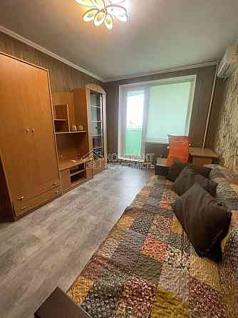 Оренда Квартира 1-кімнатна, 8/10 поверх на вул. Перемоги Харьков