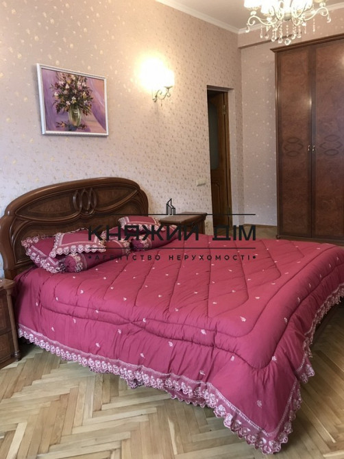 Простора, роздільна 4-х к. Кв. на Липках, м. Арсенальна. № 1128891 Киев - изображение 1