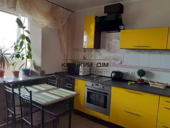 Здається гарна і простора 1 кім.кв. на Ревуцького 42Б. М.Харківська – 3 хв. № 11201134 Київ