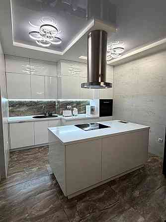 Продаж Квартира 3-кімнатна, 15/22 поверх на Дегтярівська вул., д. 25а Киев