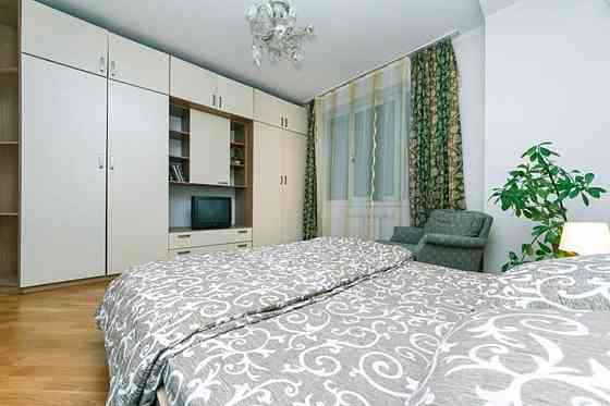 Оренда Квартира 1-кімнатна, 25/30 поверх на ул. Михаила Гришко, 9 Київ