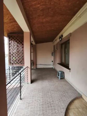 Оренда 2-поверховий Котедж з ділянкою 3 сот 180 кв.м 4 кімн. на Івана Франка 1Б Ужгород