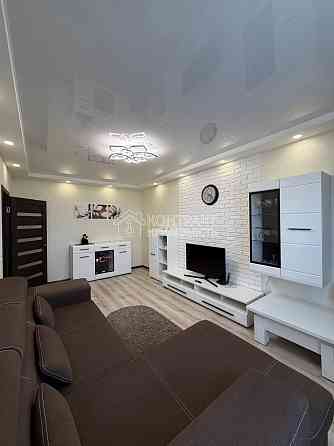 Продаж Квартира 2-кімнатна, 8/9 поверх на вул. Драгоманова Харків