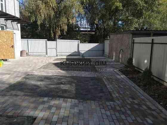 Продаж  Будинок  220 кв.м   Киев