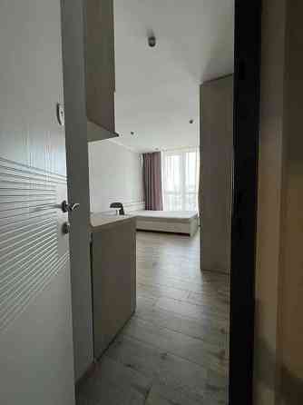 Оренда Квартира, 13/25 поверх на ул. Ревуцкого Київ