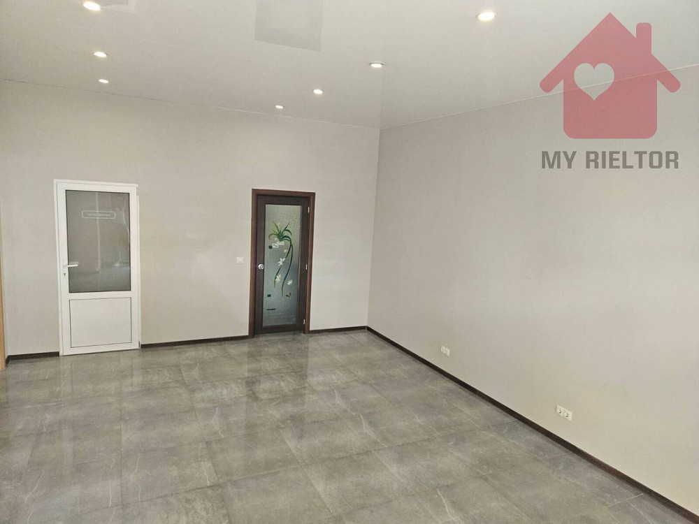 Оренда приміщення вільного призначення на Університетська, 18 поверх - 1/7 Uzhhorod - photo 4