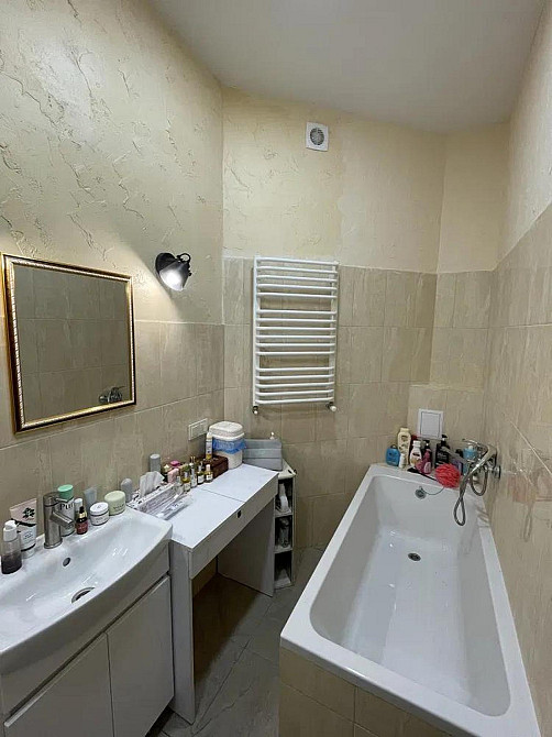 Продаж Квартира 1-кімнатна, 3/3 поверх на вул. Хмельницького L'viv - photo 4