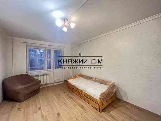 Оренда Квартира 2-кімнатна, 3/9 поверх на Васильковская ул. Киев