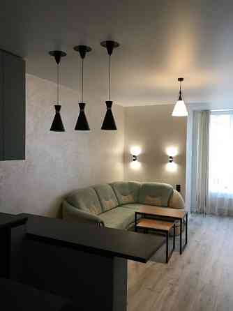 Оренда Квартира 1-кімнатна, 5/26 поверх на Каховська Киев