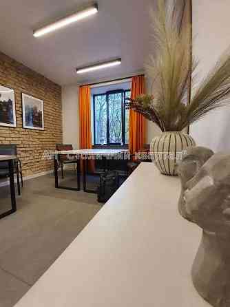 Оренда офісне приміщення на Лабораторний пров., 22 приміщень - 3, поверх - 1/5 Kiev