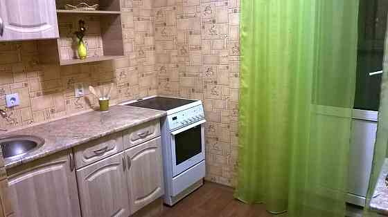 Оренда Квартира 1-кімнатна, 6/25 поверх на вул. Софії Русової, 1 Киев