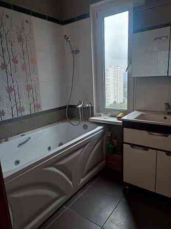 Продаж Квартира 3-кімнатна, 21/25 поверх на Григоренко Петра вул., д. 12 Kiev