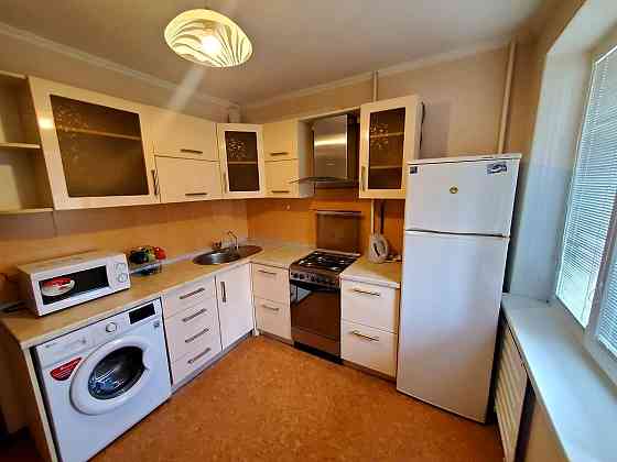 Оренда Квартира 1-кімнатна, 10/16 поверх на просп. Володимира Івасюка, 27a Київ