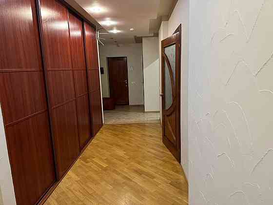 Оренда Квартира 3-кімнатна, 9/23 поверх на просп. Петра Григоренка, 28 Київ