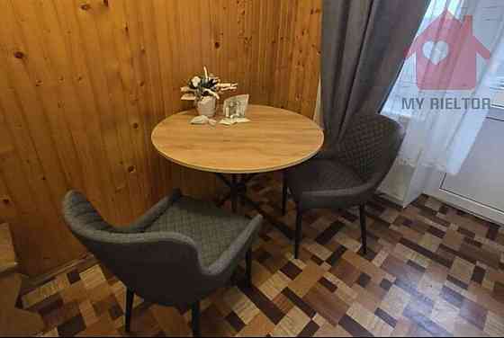 Продаж Квартира 2-кімнатна, 2/5 поверх на Марка Вовчка Uzhhorod