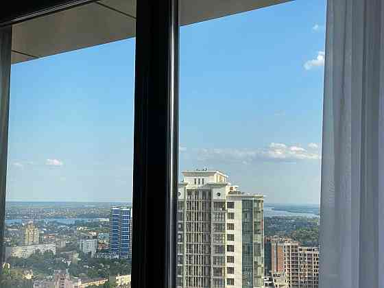 Продаж Квартира 3-кімнатна, 29/31 поверх на Андрія Верхогляда вул., д. 14-А Kiev