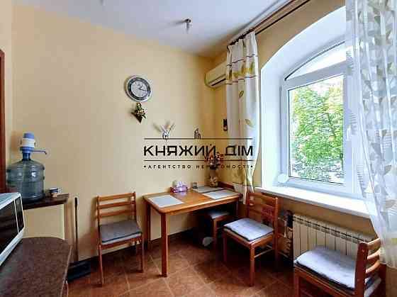 Оренда Квартира 2-кімнатна, 2/5 поверх на вул. Московская ул./Князів Острозьких Київ