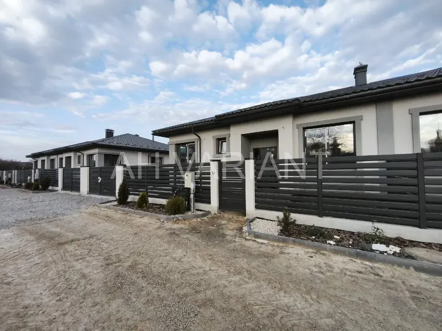 Продаж 1-поверховий Котедж з ділянкою 4.5 сот 127 кв.м 3 кімн. на Виноградна Минай - фото 3