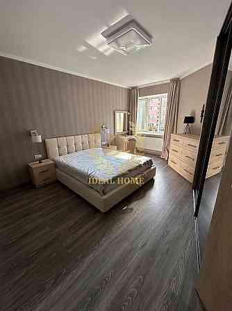 Продаж Квартира 3-кімнатна, 2/5 поверх на Лесі Українки бульв., 6А 