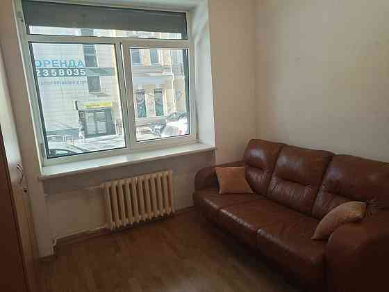 Продаж Квартира 1-кімнатна, 1/4 поверх на Велика Житомирська вул., д. 17 Kiev