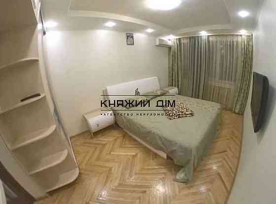 Оренда Квартира 2-кімнатна, 4/5 поверх на Богомольца Академика ул. Київ