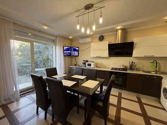 Продаж Будинок 4-кімнатний на ул. Пишенина, 23 Одесса