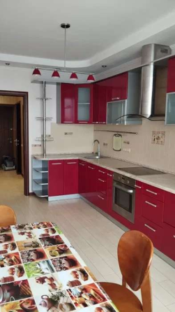 Оренда Квартира 2-кімнатна, 17/20 поверх на вул Юлії Здановсько, 50/2 Киев