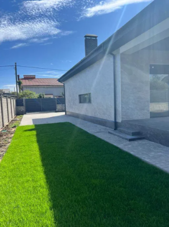 Продам сучасний, новий будинок в центрі Фонтанки (5 км від Одеси) Фонтанка