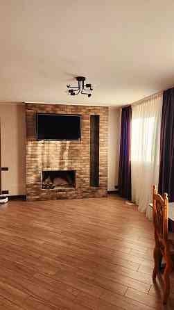 Продаж Будинок 8-кімнатний Красне (Буський район)